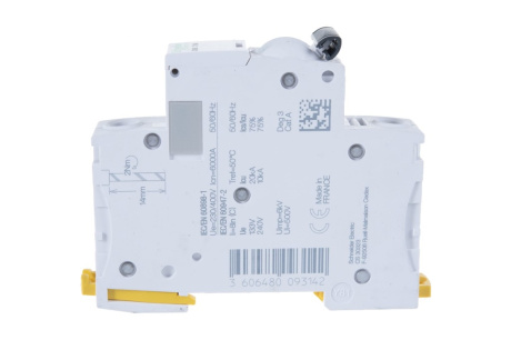 Купить Автоматический модульный выключатель Acti9 iC60N 1п C 16А 6кА Schneider Electric A9F79116 фото №1